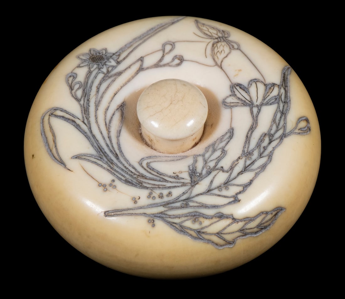19TH C. JAPANESE IVORY NETSUKE, 2 1/2" DIAM. (1 of 2)