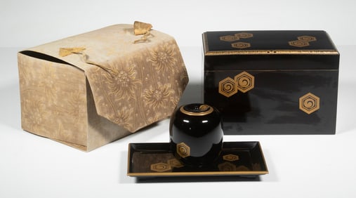 JAPANESE FABRIC CASED LACQUERWARE CHABAKO TEA BOX