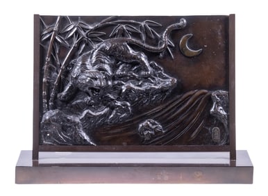 JAPANESE BRONZE PANEL OF TIGER