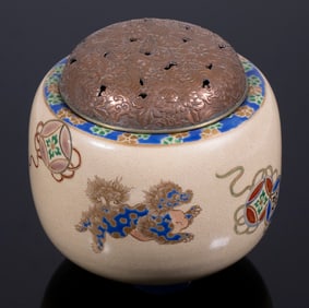 JAPANESE SATSUMA KORO BY TAIZAN YOHEI (1864-1922)