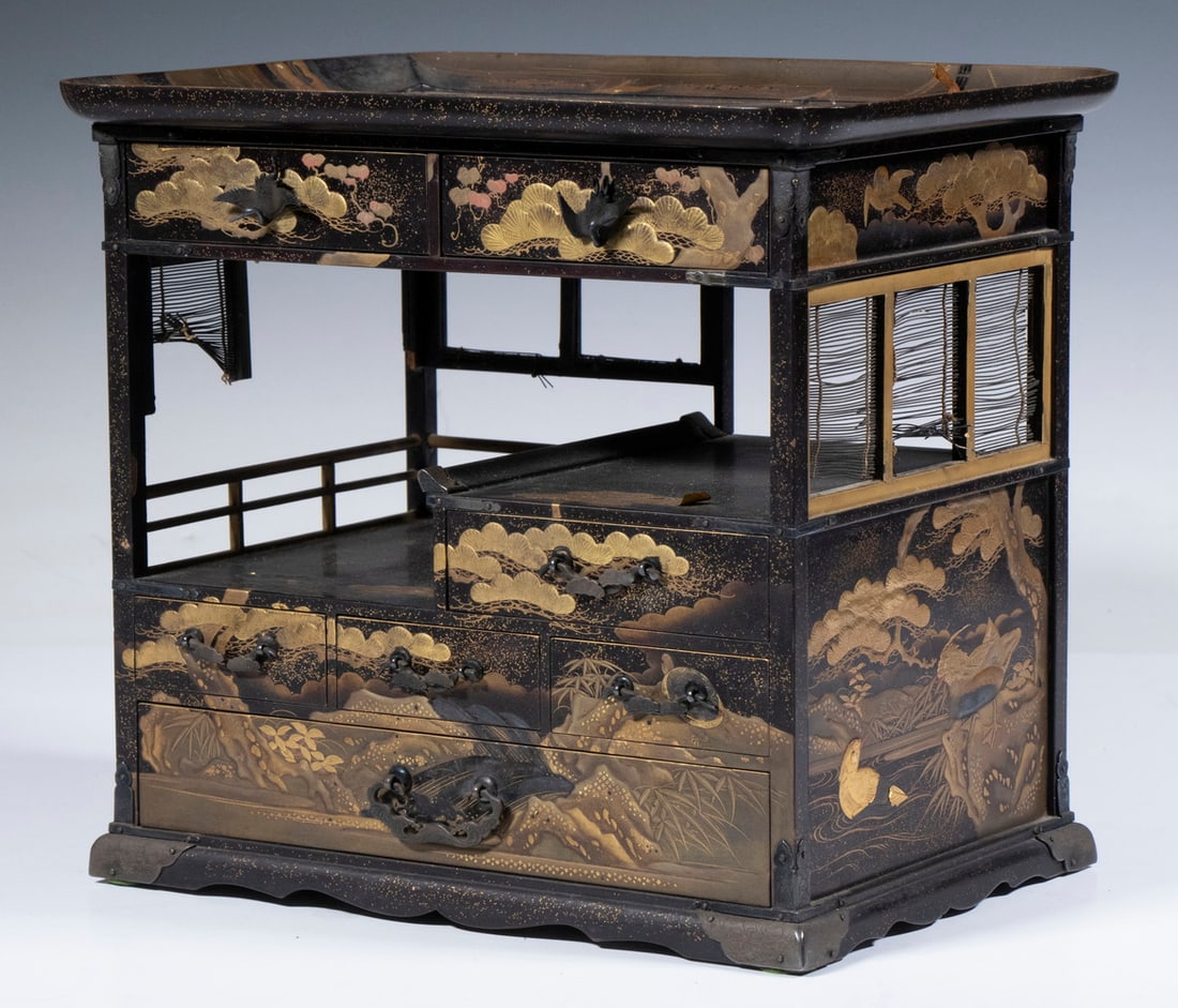 JAPANESE EDO MAKI-E LACQUER COSMETIC STAND (1 of 5)