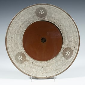 TATSUZO SIMAOKA (JAPAN, 1919-2007) CERAMIC DISH