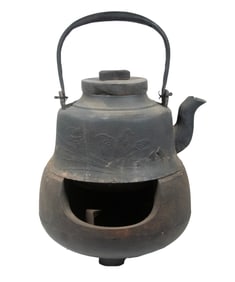 JAPANESE CAST IRON TETSUBIN THREE-PIECE TEA CEREMONY KETTLE ON STAND