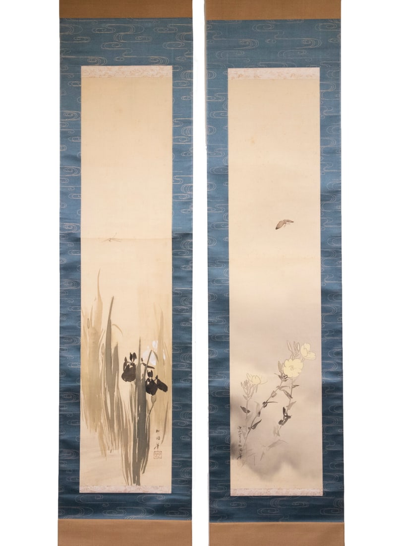 A PAIR OF JAPANESE SCROLLS, UNIDENTIFIED ARTIST, 20TH C., IN A TOMOBAKU BOX (1 of 6)