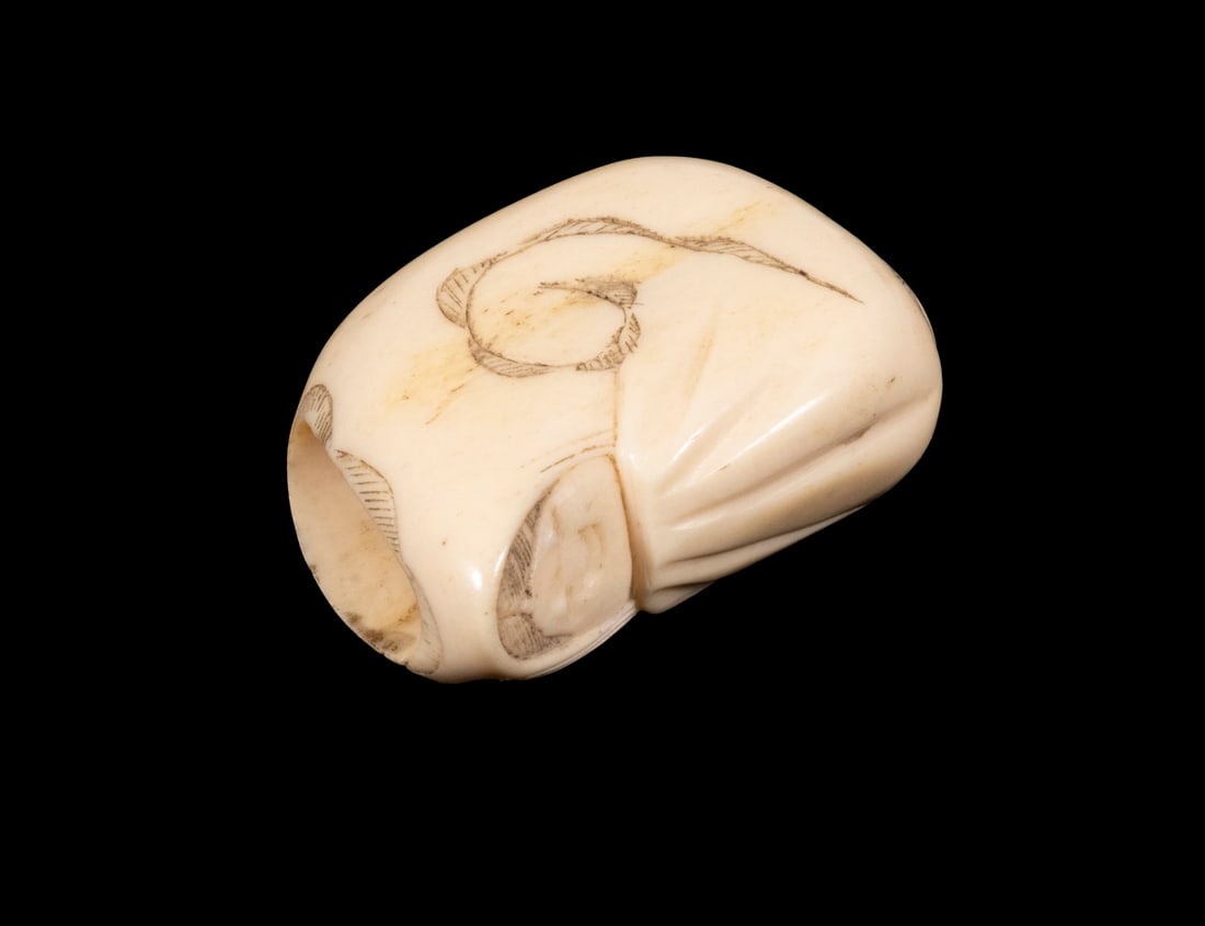 19TH C. JAPANESE IVORY NETSUKE (1 of 2)