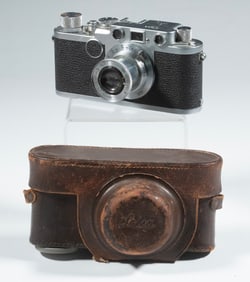 LEICA IIF CAMERA