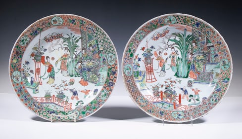 PR CHINESE FAMILLE VERTE PORCELAIN CHARGERS
