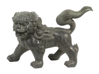 CHINESE BRONZE FOO DOG SCULPTURE