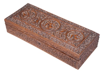 EARLY ANGLO-INDIAN CARVED SANDALWOOD BOX