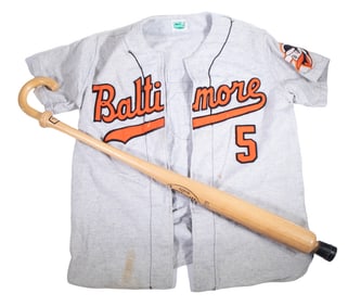 ORIOLES BROOKS ROBINSON JERSEY & LOUISVILLE SLUGGER BAT CANE