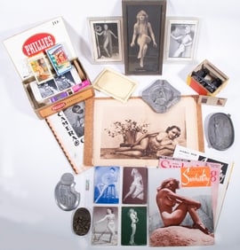 COLLECTION VINTAGE RISQUE ITEMS