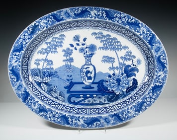 EARLY WEDGWOOD BLUE & WHITE "CHINESE VASE" PLATTER