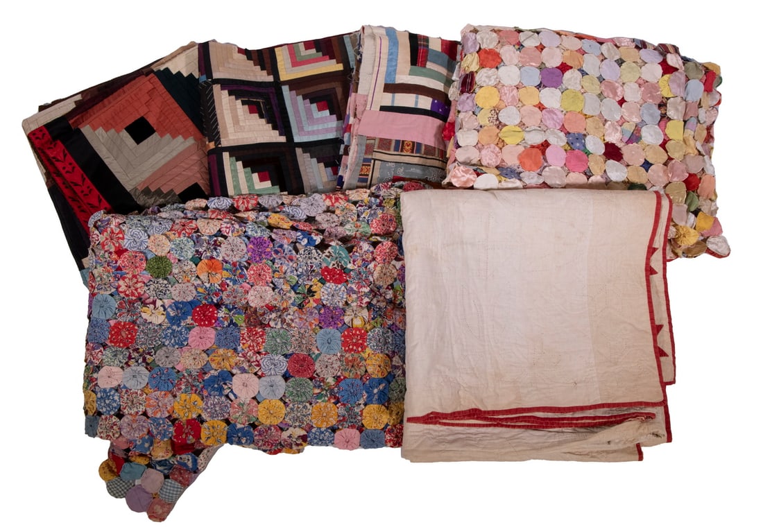 (5) FINE ANTIQUE QUILTS & (1) FINISHED COVER: Including: Floral pattern summer quilt, red and green on cream, 70" x 70"; PLUS (2) different Penny quilts in polychrome cotton, rayon and silk, 60" x 40" & 62" x 72"; PLUS Log Cabin quilt cover with