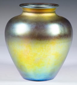 STEUBEN GOLD AURENE VASE