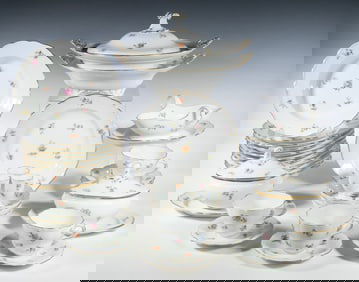 (104 PCS) MEISSEN "SCATTERED FLOWERS" DINNERWARE