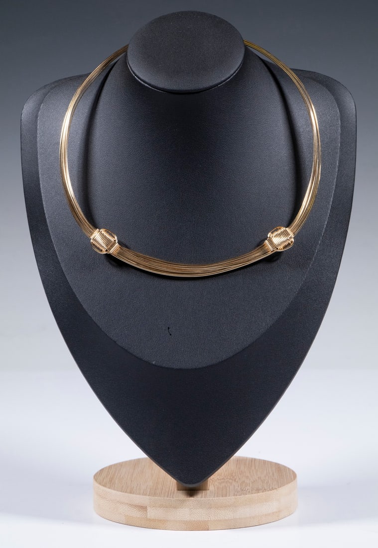 AFRICAN ELEMENTS OF LIFE - 14K GOLD WIRE CHOKER: Necklace in 14K Gold. 25.5dwt