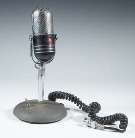VINTAGE ARGONNE AT-57 MICROPHONE