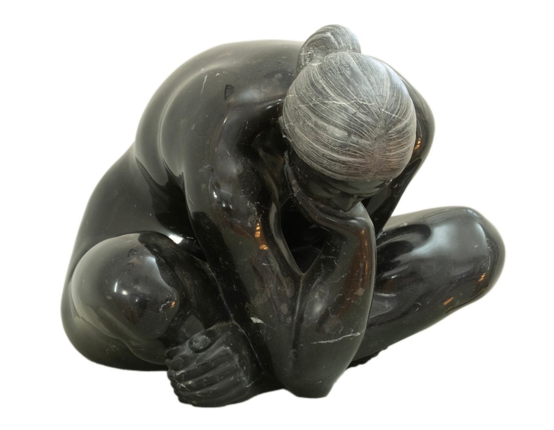 FELIPE CASTANEDA (MEXICO, 1933 - ): Desnudo Sentada, black marble sculpture, includes documents. From the private collection of Herb Belkin. Converted dimensions: 12 x 14 x 15 in. (30.5 x 35.6 x 38.1 cm.)