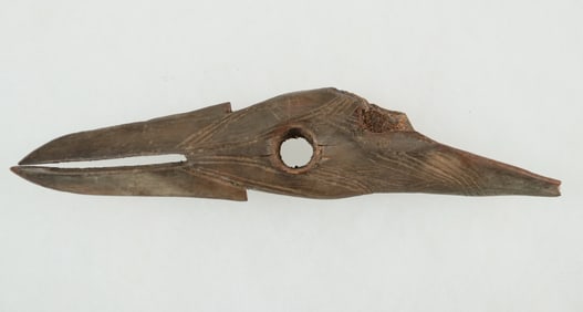 ARCHAIC ESKIMO TOOL
