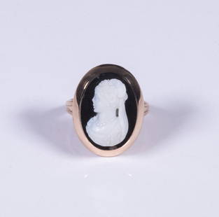 VICTORIAN 14K GOLD CAMEO LADIES RING: Circa 1880 14K Yellow Gold Mounted Ring, set with an oval carved hardstone cameo, depicting a female profile bust Dimensions Size: 6 1/2