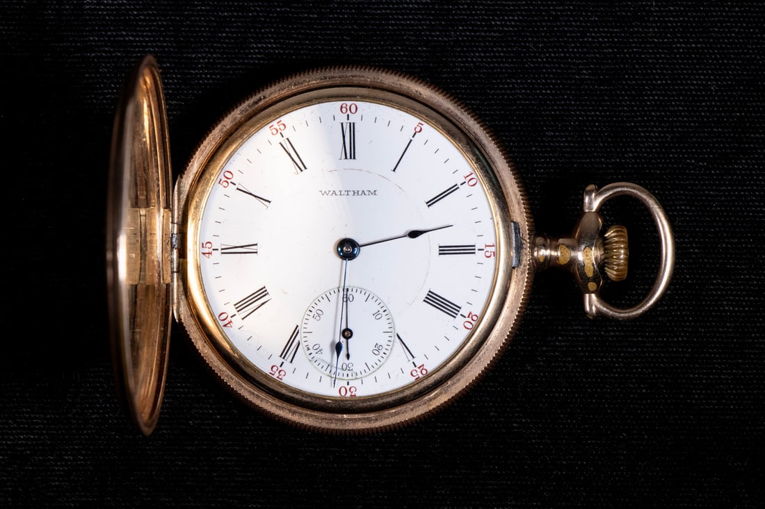WALTHAM WALTHAM GOLD FILLED POCKET WATCH (1 of 2)