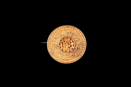 VICTORIAN 18K GOLD ETRUSCAN REVIVAL BROOCH