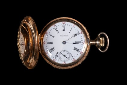 WALTHAM 14K GOLD LADY'S PENDANT WATCH