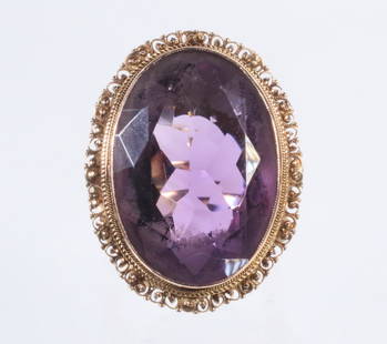 VICTORIAN 14K GOLD AND AMETHYST LADIES RING: Victorian Ring in 14K yellow gold with large faceted amethyst stone, size 5 1/2. Dimensions Ring Size: 5 1/2