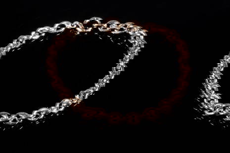 VINTAGE 14K GOLD DOUBLE LINK BRACELET: A vintage bracelet craft in 14K yellow gold, composed of rounded double links forming a classic and bold chain design, stamped; 1/4" x 7"; 9.5 dwt. tw. Good condition. Dimensions 0 1/4 x 7 in. (0.6 x