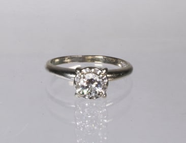 14K WHITE GOLD DIAMOND SOLITAIRE RING