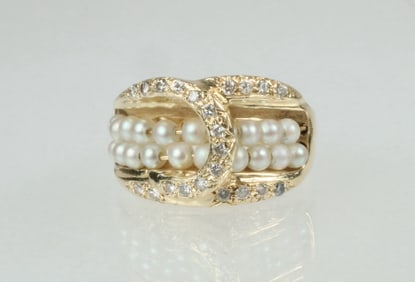 ROSS SIMONS, 14K GOLD, PEARL AND DIAMOND LADIES RING