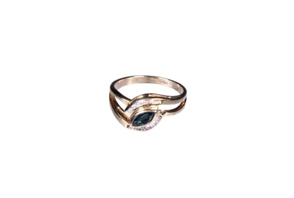 14K GOLD, SAPPHIRE AND DIAMOND RING