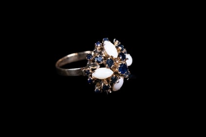DESINGER 14K GOLD, OPAL AND SAPPHIRE LADYS RING