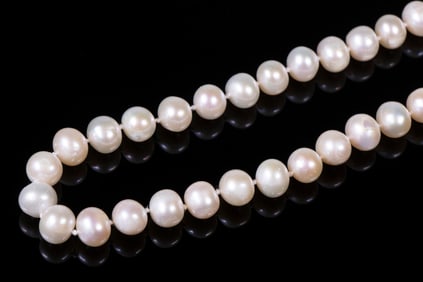 14K GOLD PEARL NECKLACE