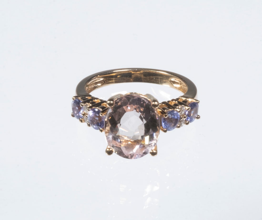 14K GOLD MORGANITE, IOLITE AND DIAMOND LADIES RING (1 of 2)