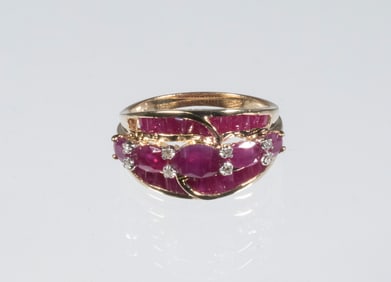 14K GOLD RUBY AND DIAMOND LADY'S RING