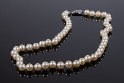 STERLING SILVER PEARL NECKLACE