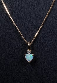 14K GOLD AND OPAL NECKLACE