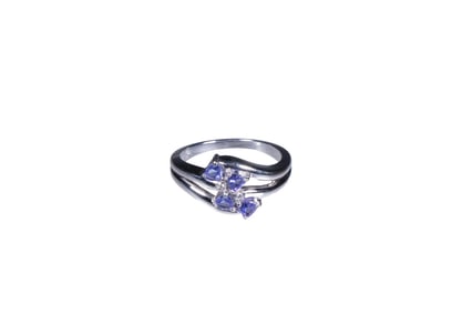 14K WHITE GOLD, IOLITE AND DIAMOND LADY'S RING