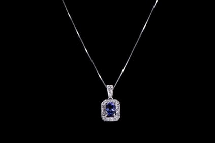 14K WHITE GOLD, DIAMOND AND IOLITE NACKLACE