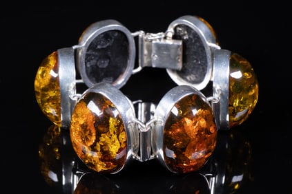 FRENCH STERLING SILVER NATURAL AMBER LINK BRACELET