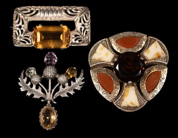 (3) SCOTTISH DESIGN BROOCHES COLLECTION