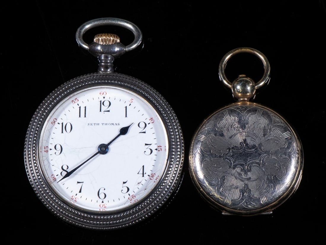 (2 PCS) GENT'S POCKET WATCH & LADIES LOCKET (1 of 5)