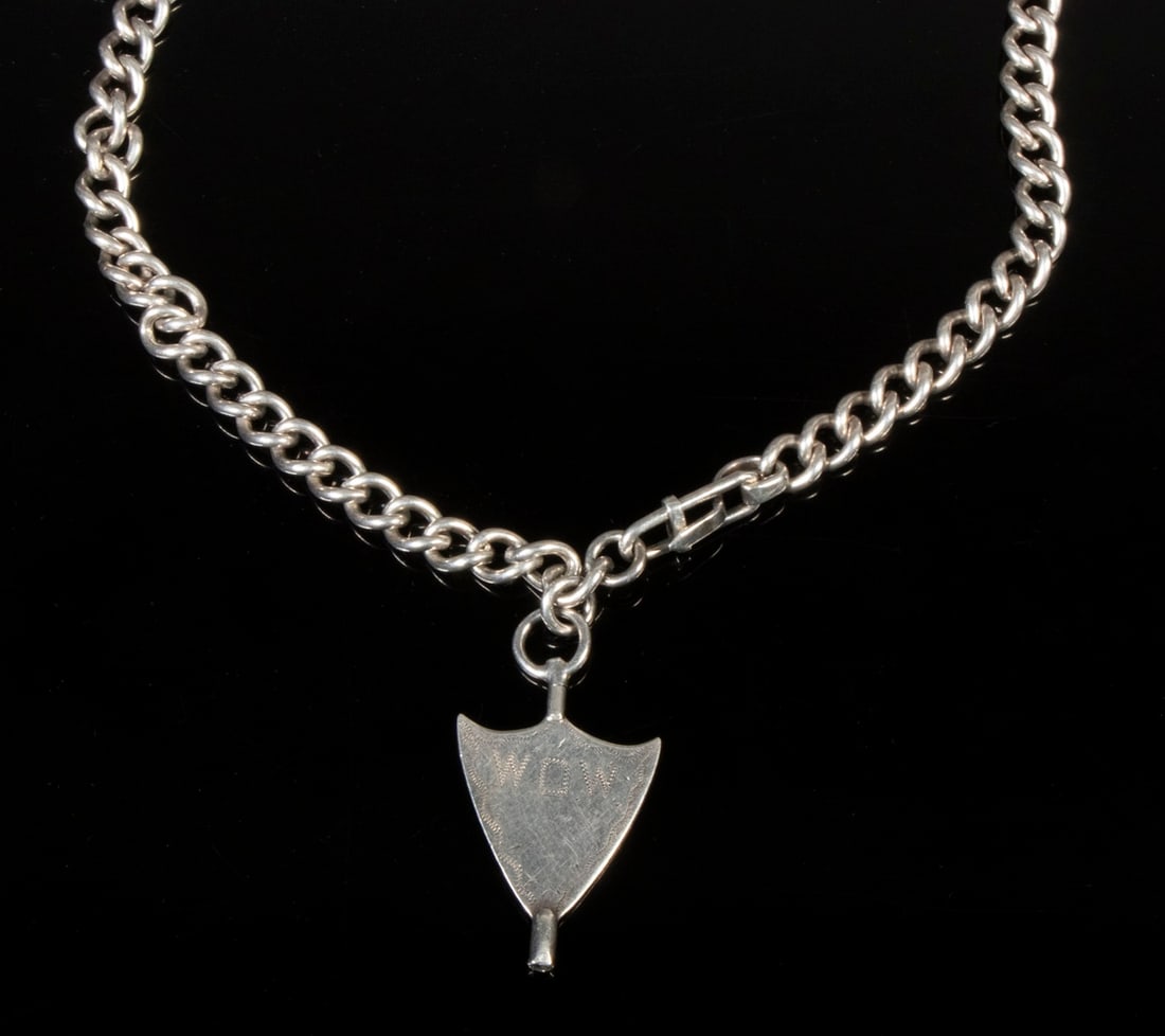 SILVER WATCH CHAIN WITH KEY (1 of 4)