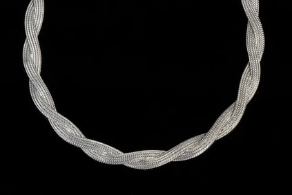 ITALIAN STERLING SILVER NECKLACE