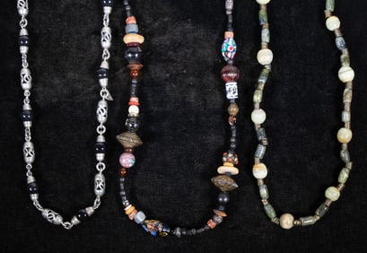 (3) BEADED NECKLACES COLLECTION