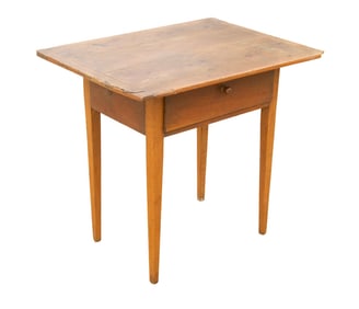 COUNTRY HEPPLEWHITE TAVERN TABLE IN PINE & MAPLE