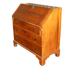 CHIPPENDALE SLANT FRONT MAHOGANY DESK