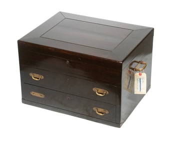 LARGE MAHOGANY STORAGE CHEST