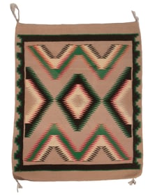 EARLY 20TH C. NAVAJO RUG (3' x 4')